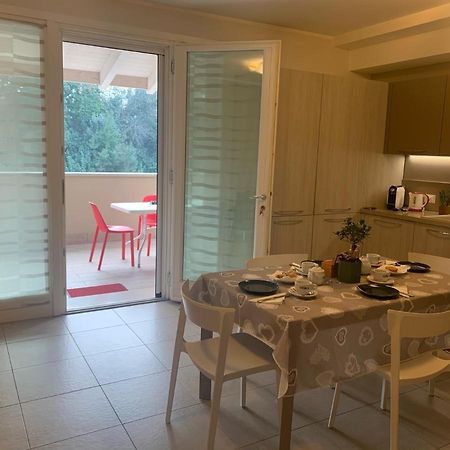 Le Noir Appartment Peschiera del Garda Esterno foto