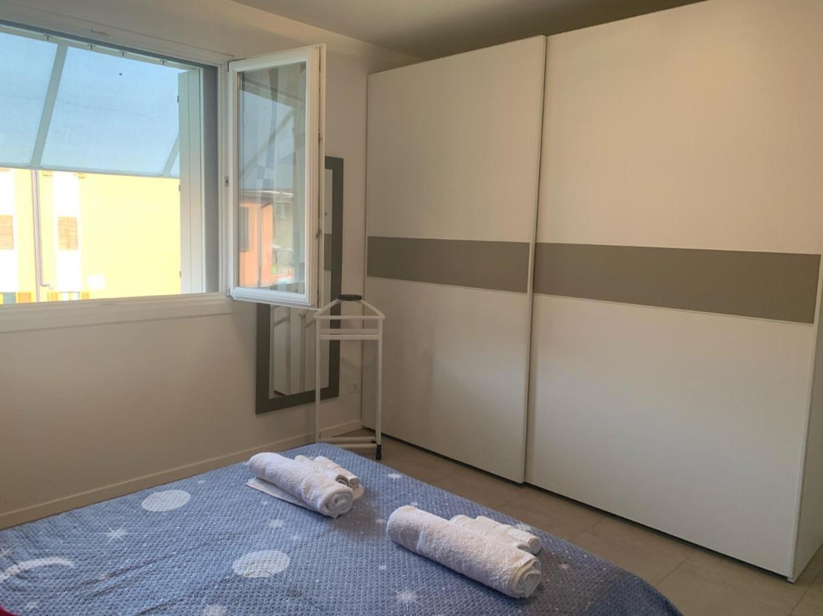 Le Noir Appartment Peschiera del Garda Esterno foto